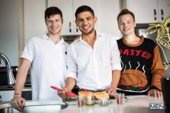 Hot-gay-sex-trio-Finn-Harding-Alex-Montenegro-double-dicking-Brent-North-holes-Men-2-porno-gay-pics