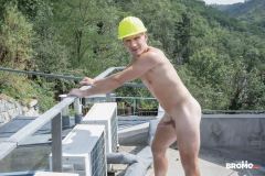 Hottie-young-construction-worker-Duncan-Sheen-flip-flop-bareback-ass-fucking-Dee-Bromo-011-gay-porn-pics