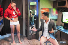 Men-Dante-Colle-interrupts-Nic-Sahara-zoom-job-interview-sucking-dick-fucking-ass-001-gay-porn-pics