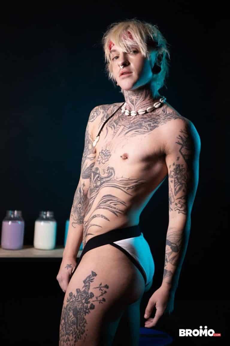 Austin Spears Bromo FTM trans famousgaypornstars 001 gay porn pics 768x1152 - Austin Spears